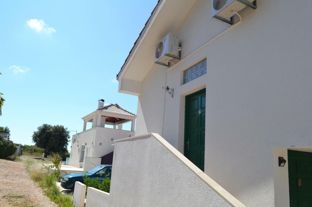 Holiday Apartments Lucic - Feels Like Home, Away From Home Ražanj Dış mekan fotoğraf
